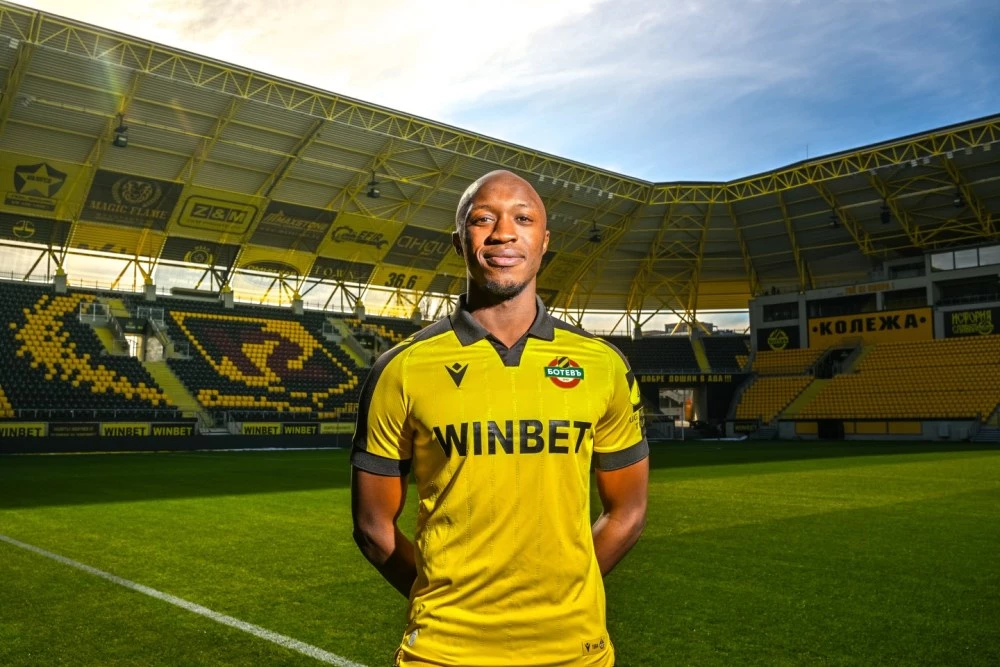 Официално: Антоан Конте се завърна в Ботев