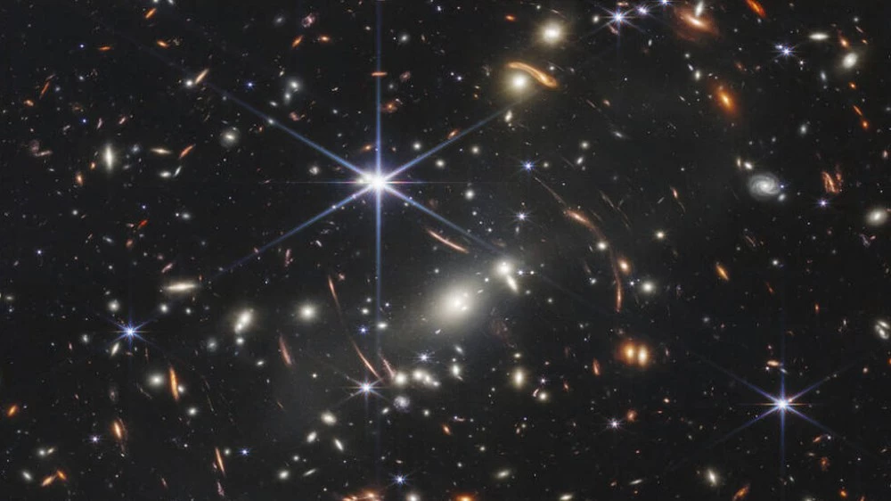 Защо планетите с две слънца са толкова редки