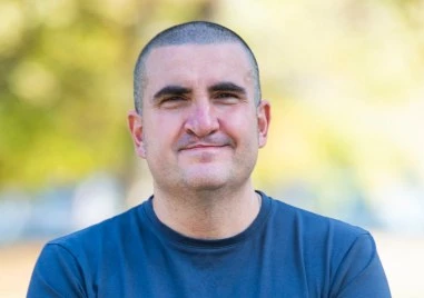 Историк: Изкуственият интелект е ключ към промяна, но учителят остава стражът на човешкото