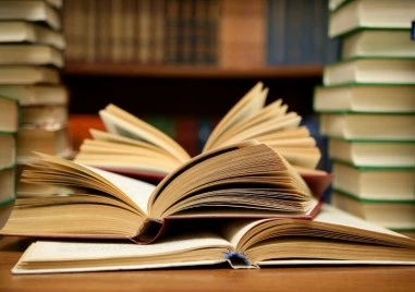 От учебната 2026 2027 година учениците в 1 2 5