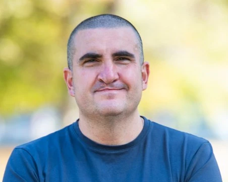 Историк: Изкуственият интелект е ключ към промяна, но учителят остава стражът на човешкото