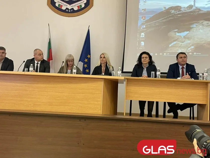 Прокуратурата и МВР с брифинг за случая 