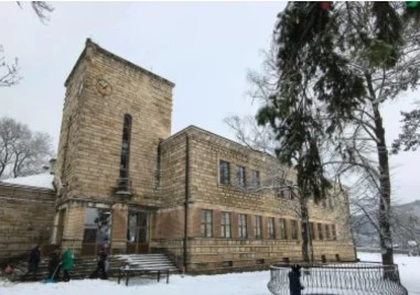 Родители на деца от Космос призоваха за по-отговорно публично отразяване на информацията около случая Петрохан