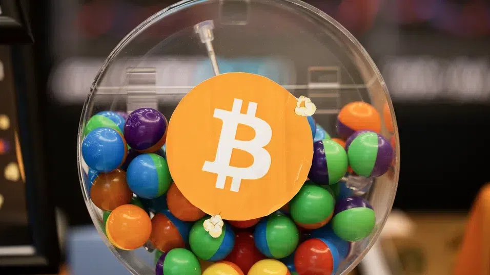 Стотиците изплатени награди били предимно по няколко евро всяка –