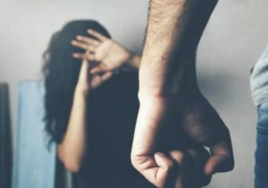 Повдигнаха обвинение на 16-годишния, пребил жестоко малолетна във Врачанско