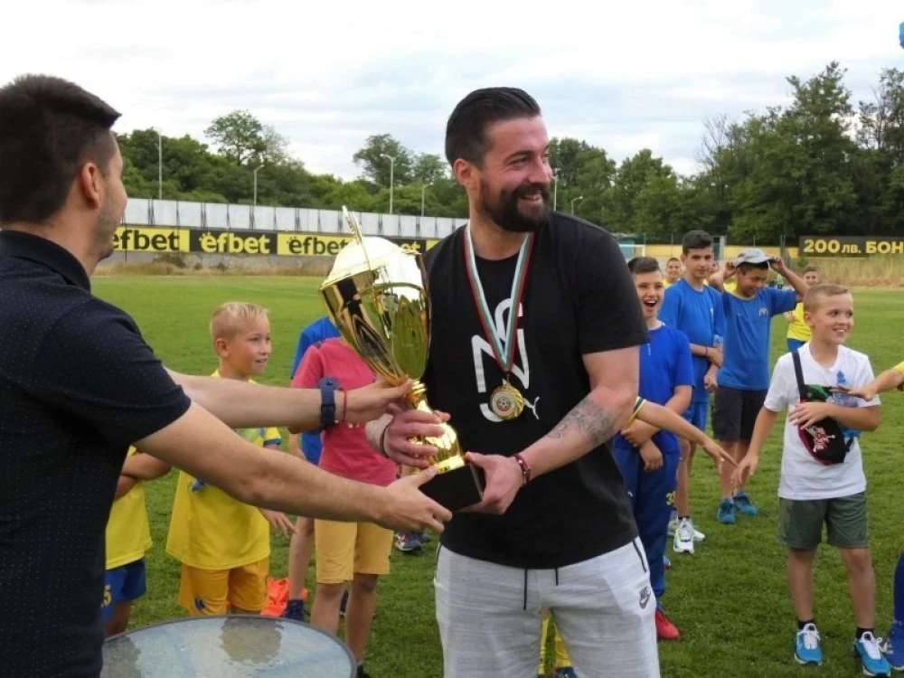 Лимона: Витае сериозно напрежение още от мача през есента