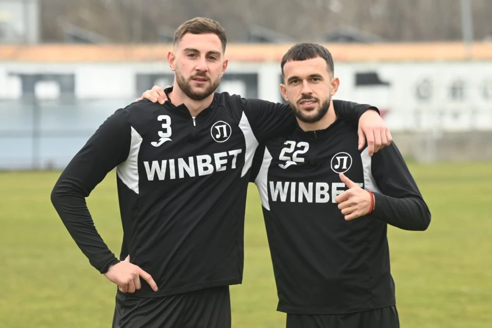 Седем от Локо пропускат дербито, нов пред дебют