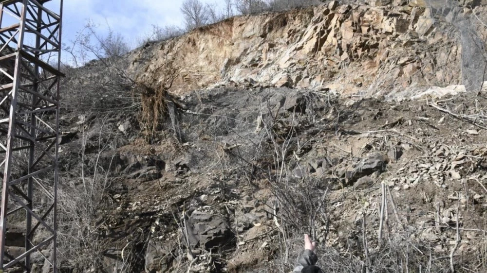 Свлачище застрашава имоти в Пазарджишко, обявено е частично бедствено положение