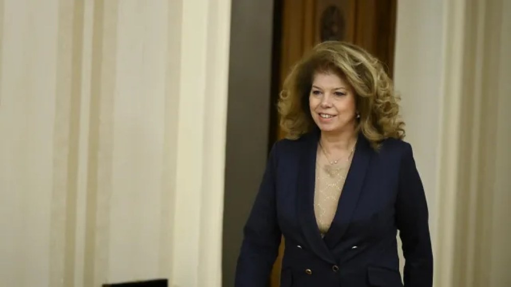 Йотова наложи вето върху промените в Изборния кодекс за ограничаването на секциите извън ЕС