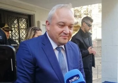 Поредната телевизионна изява на Иван Демерджиев постави повече въпроси за