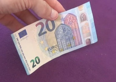 За втори път в Димитровград засякоха фалшиви 20 евро в хипермаркет