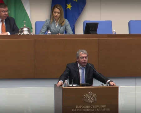 Скандал, обиди и взаимни обвинения в парламента заради трагедията „Петрохан