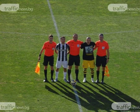 Вижте 11-те на Локо и Ботев за дербито