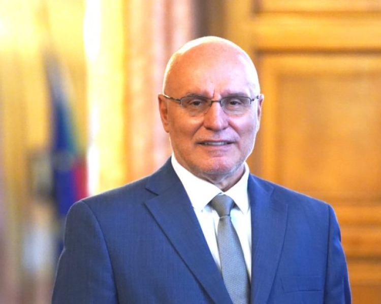 Димитър Радев: Близо 85 процента от левовете са изтеглени от обращение