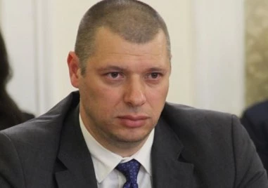 Антон Славчев е подал оставка като шеф на антикорупционната комисия