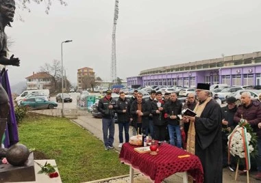 Дъщерята на Трифон Иванов: 10 години минаха от смъртта му, а още ми се подкосяват краката