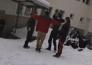 Депутатите могат да четат разпитите за трагедията в Петрохан, прокуратурата им прати делото