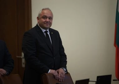 Паралелната реалност на Демерджиев се разпада – ученията с рейнджърите от Петрохан са били по негово време