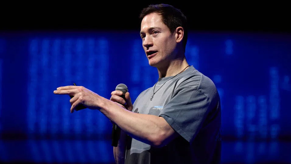 Рецептата за дълголетие на Брайън Джонсън идва с цена от 1 млн. долара годишно