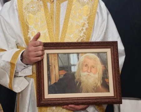 На задушница: Почетоха паметта на дядо Добри – светлият пример за добрина