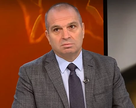 Гроздан Караджов: Новите влакове тръгват от април