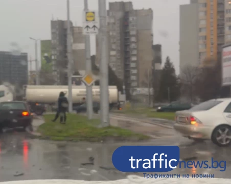 Катастрофа затруднява движението по кръгово в Тракия