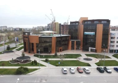 Заради сериозни пропуски: Прекратиха поръчката за близо 2 млн. лв. за осветлението в „Тракия