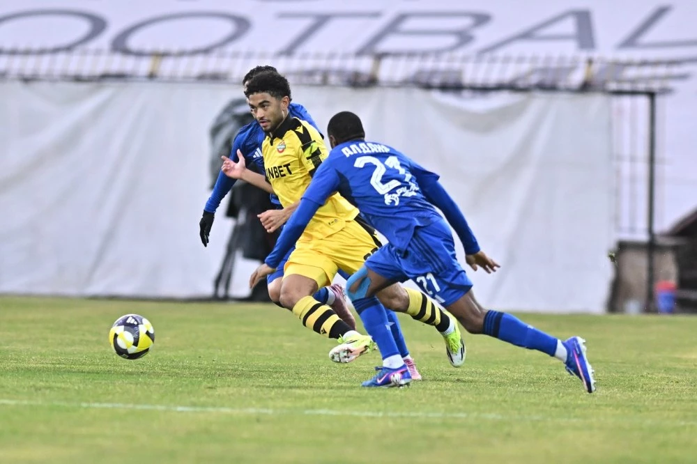 Ботев за първи път през този сезон завърши без удар по посока вратата на противника