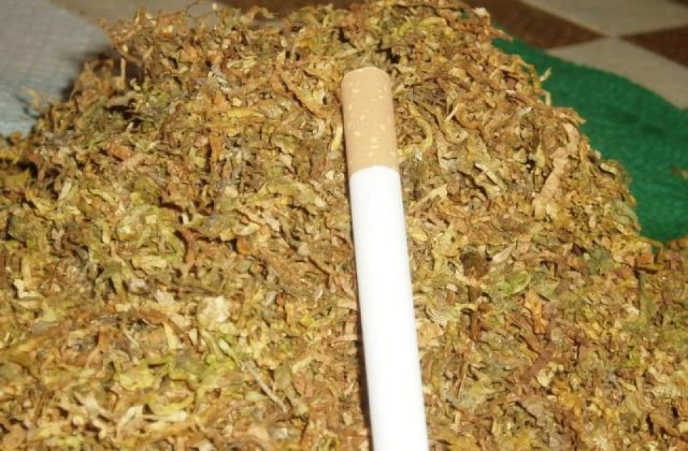 Иззеха хиляди безакцизни цигари и килограми тютюн от етническите махали