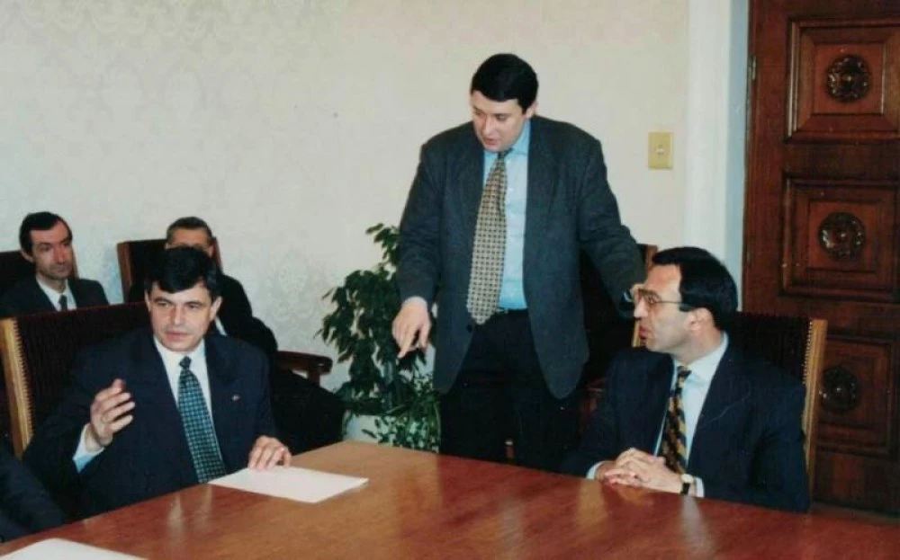 На този ден: България заявява пътя си към НАТО