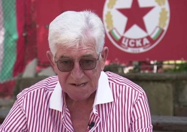 Легендарният вратар на ЦСКА и България Георги Велинов който е