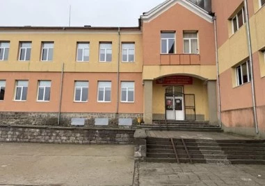 МОН за самоубийството на Билгин - бил е тормозен от учител, никой не е реагирал