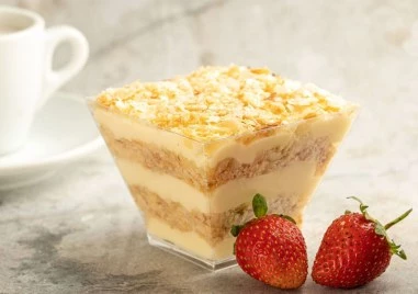 Обичате вкуса на класическата торта Наполеон но мисълта да разточите