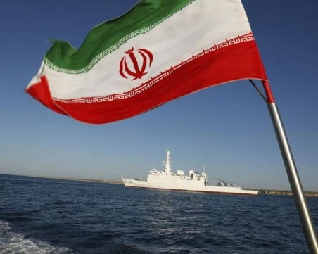 Иран и Русия ще проведат съвместни военноморски учения