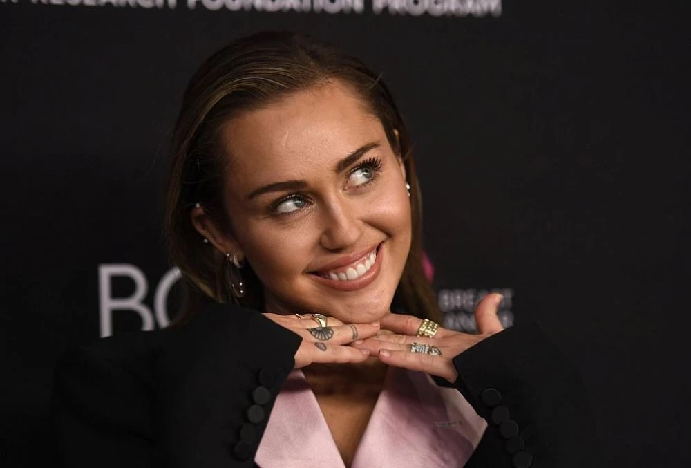 Майли Сайръс ще се завърне като Хана Монтана в специален епизод за 20-годишнината на сериала