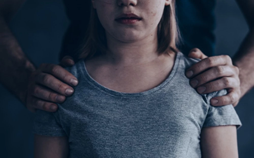 Полицията във Великобритания арестува всеки месец 1000 заподозрени в педофилия