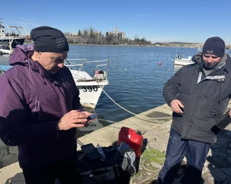 Откриха нефтено петно в морето, предполага се, че изчезналият кораб край Созопол е потънал