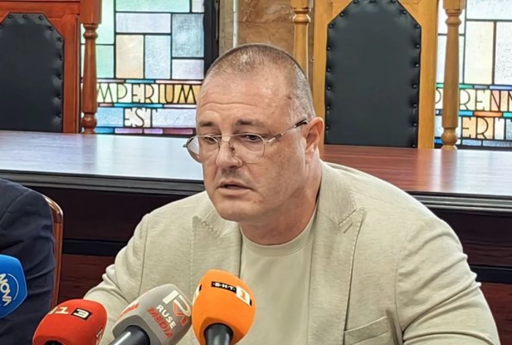 Делото за побоя над шефа на полицията в Русе отива във Велико Търново