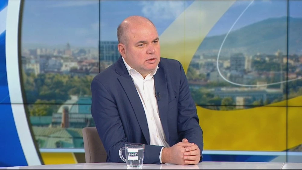 Владислав Панев: Сандов е поканил Калушев на събитието, на което съм бил и аз