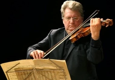 Предлагат за Почетен гражданин на Пловдив виртуозния цигулар Мичо Димитров