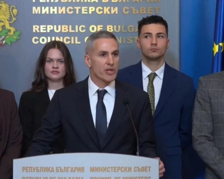 Гюров за Цицелков: Не разполагам със съдебен регистър, доверих се, че влиза в кабинета с чиста съвест