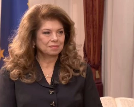 Илияна Йотова: Ако Гюров предложи, ще разпиша оставката на Цицелков. Той няма място и в обществения съвет към ЦИК