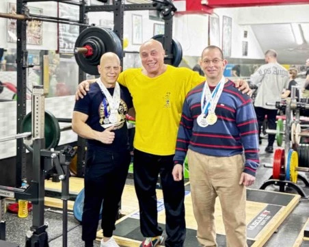 Пловдивчанин с европейски рекорд в клека и златни медали за страната от шампионата във Финландия ВИДЕО