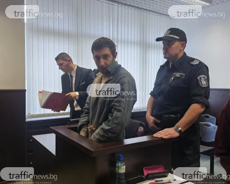 Убийството в Пловдивско: Ангел многократно нанасял удари с тесла в главата на жертвата си, след боя седнал да пие