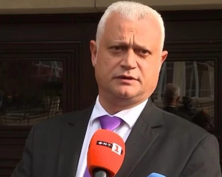 Вътрешният министър поиска оставката на разследващи случая „Петрохан”