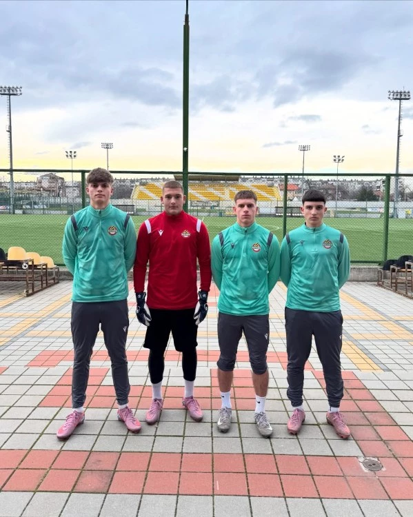 Ботев с четирима национали в България U17