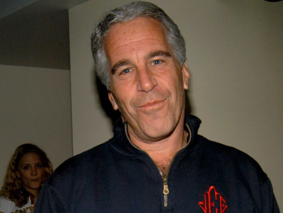 Предлагат на жертвите на Епстийн извънсъдебно споразумение за най-малко 25 милиона долара