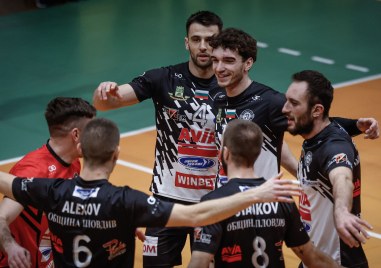 Локомотив Пловдив загуби с 1 3 гейма при гостуването си