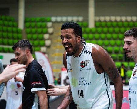 Баскетболният Локомотив излиза в исторически финал в битка за Купата