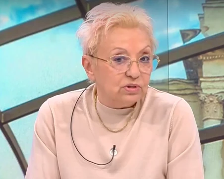 Диана Дамянова: Служебният кабинет носи белези на силно влияние от Румен Радев